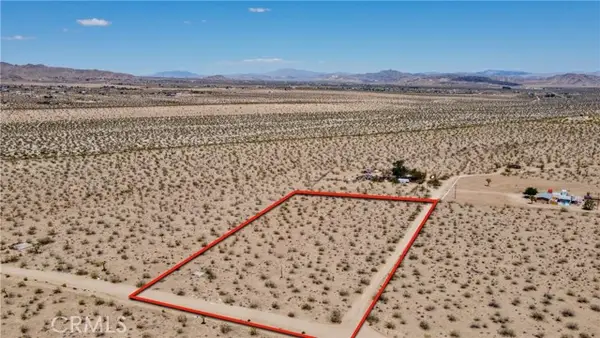 888 Lucky Lane, Landers, CA 92285