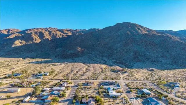 7062 Estrella Avenue, Twentynine Palms, CA 92277 - #2