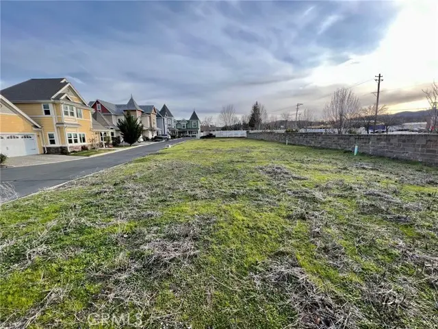 2023 Hampton, Lakeport, CA 95453 - #1