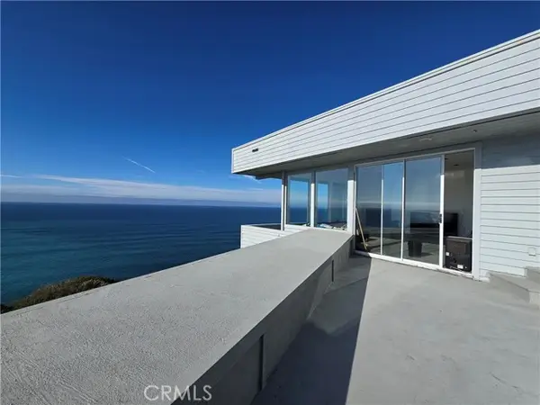 14800 Navarro, Manchester, CA 95459