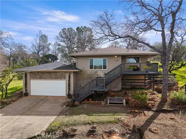 17444 Meadow View Drive, Hidden Valley Lake, CA 95467