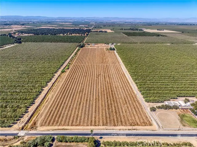 764 College City, Arbuckle, CA 95912 - #1