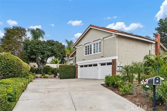 21832 Bass Lake, Lake Forest, CA 92630 - Image #2