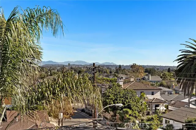 4151 Redwood Avenue #106, Los Angeles, CA 90066 - #2