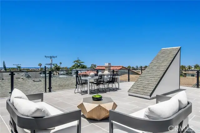 717 Orchid Avenue  #1/2, Corona Del Mar, CA 92625 - #2
