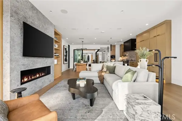 412 Heliotrope, Corona Del Mar, CA 92625