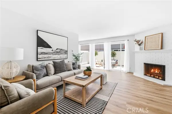 1741 Tustin Avenue  #12C, Costa Mesa, CA 92627