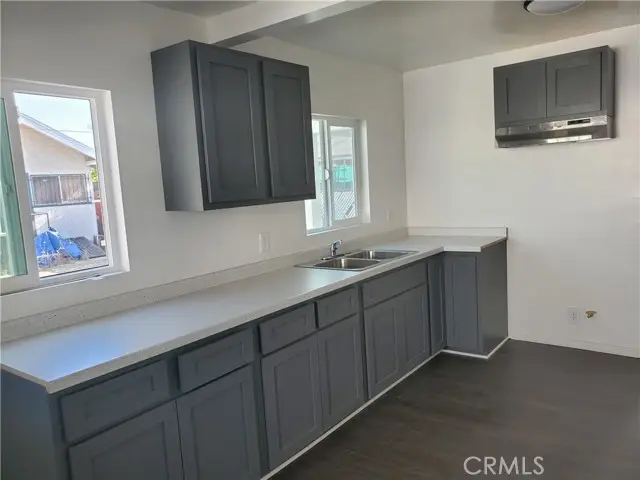 837 W Gage Ave, Los Angeles, CA 90044 - #3
