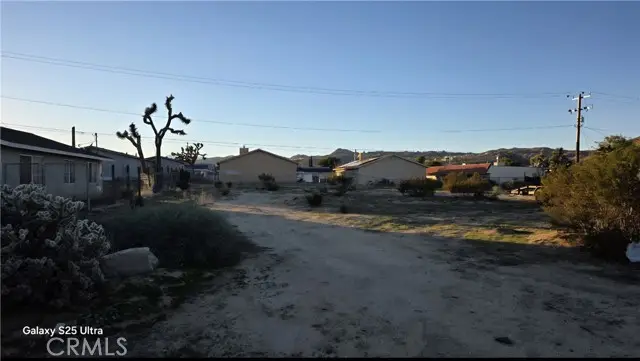 6340 indio Avenue, Yucca Valley, CA 92284 - #1