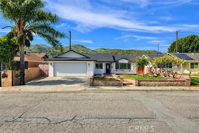 627 Center Lane, Santa Paula, CA 93060 - #2