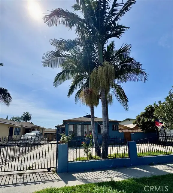 904 Stockton, Compton, CA 90221 - #1