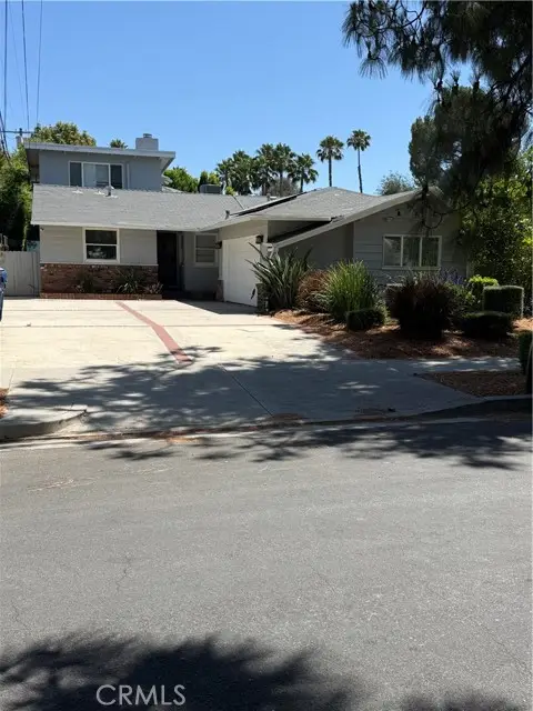 22814 Collins, Woodland Hills, CA 91367 - #1