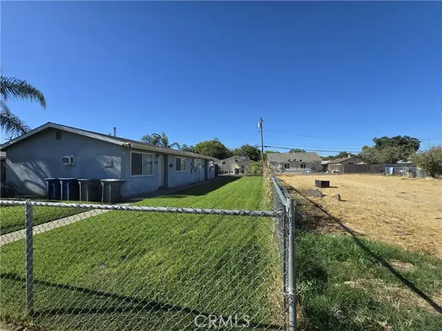 264 10th Street, Merced, CA 95341 - #1