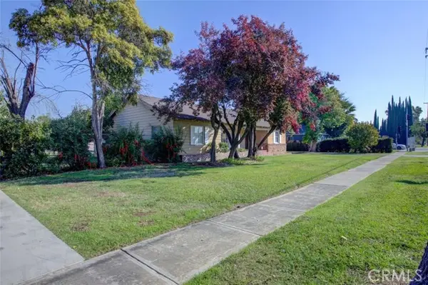 651 21st, Merced, CA 95340