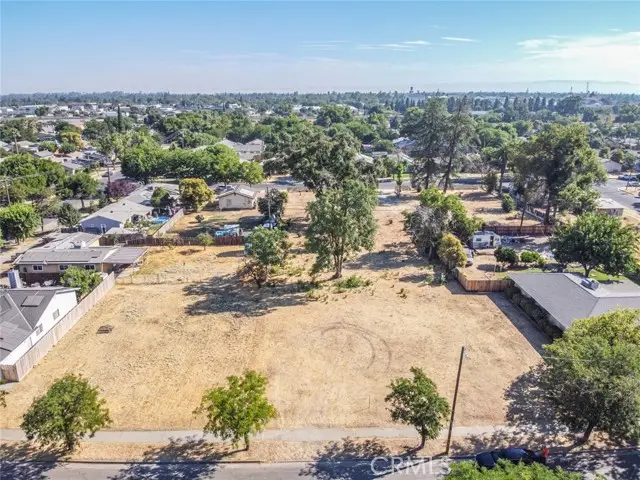 835 10th Street, Merced, CA 95341 - #1