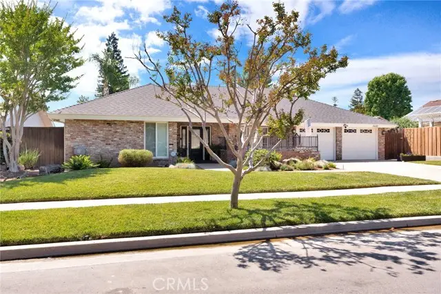 7495 Flora Avenue, Fresno, CA 93720 - #2