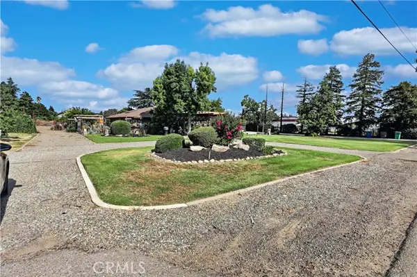 3629 Lake, Merced, CA 95340