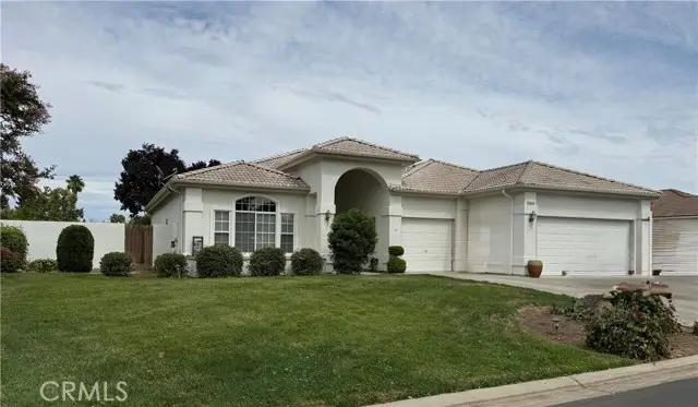 6643 Desert Springs, Chowchilla, CA 93610 - #1