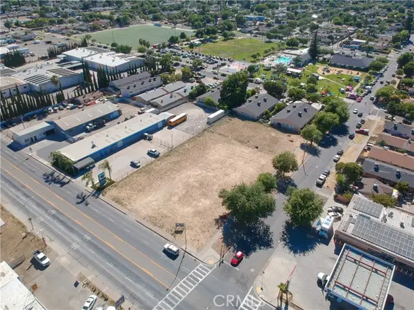 1075 Martin Luther King Jr, Merced, CA 95341