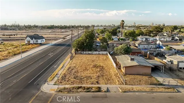 903 Garrett Avenue, Fresno, CA 93706 - #1