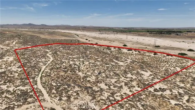 24676 Agate Road, Barstow, CA 92311 - #2
