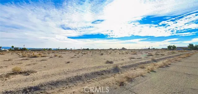 2736 Superior Avenue, Thermal, CA 92274 - #3