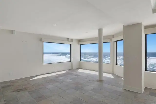 100 COAST  #409, La Jolla, CA 92037 - #2