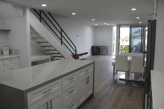 922 Sealane Drive  #B, Encinitas, CA 92024 - Image #2