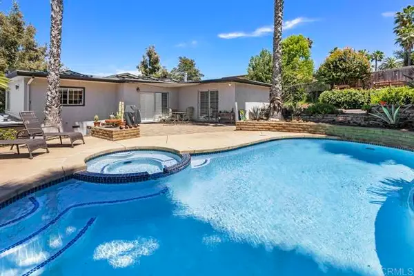 1001 Ontario St, Escondido, CA 92025