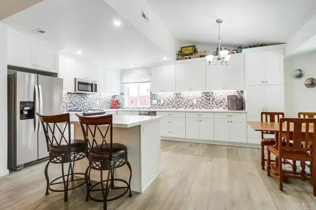 4867 Meadowbrook Drive, Oceanside, CA 92056 - Image #2