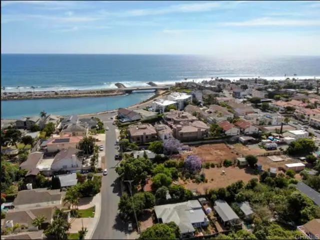 334 Date Avenue, Carlsbad, CA 92008 - #3