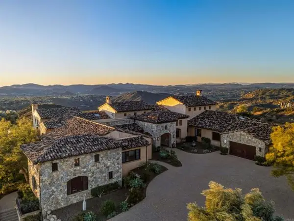 18000 Sunset Point Road, Poway, CA 92064