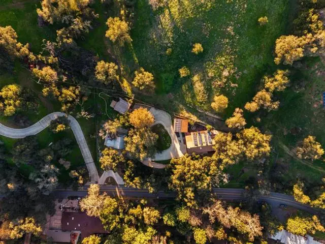 901 Live Oak Park Road, Fallbrook, CA 92028 - Image #3