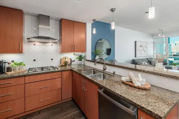 325 7th Avenue  #1001, San Diego, CA 92101