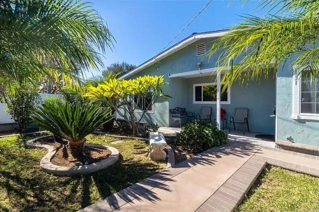 431 Debby Street, Fallbrook, CA 92028 - #2