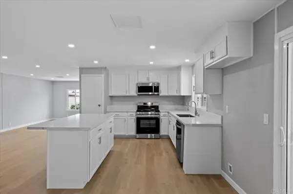 1145 Barham Drive  #15, San Marcos, CA 92078