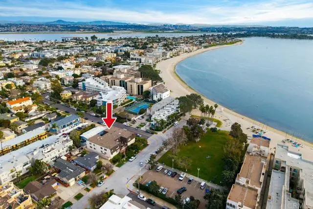 4051 Fanuel  #8, San Diego, CA 92109 - Image #1