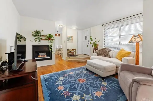 4051 Fanuel  #8, San Diego, CA 92109 - Image #3