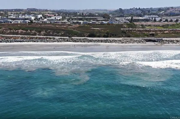 6610 Easy Street, Carlsbad, CA 92011