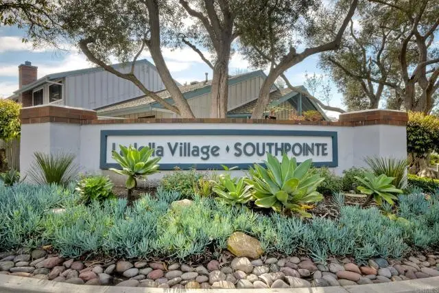 8147 Via Mallorca, La Jolla, CA 92037 - Image #3