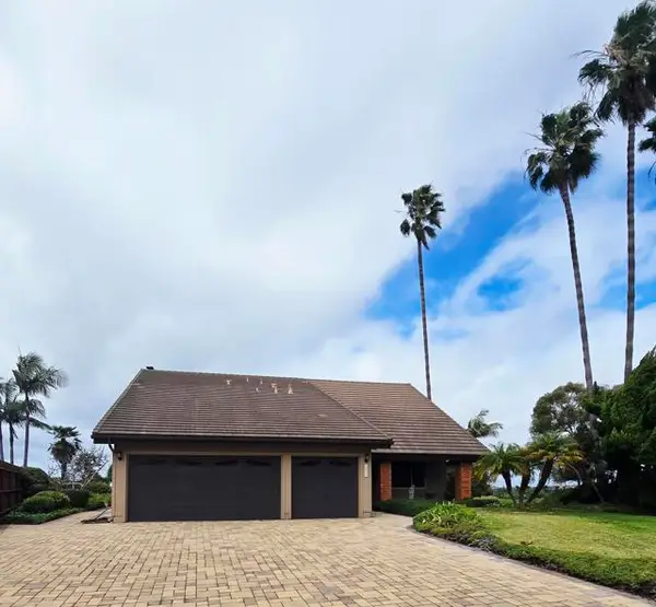 1068 Passiflora Ave, Encinitas, CA 92024