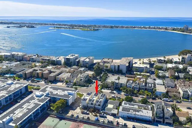 3901 Haines, San Diego, CA 92109 - #2