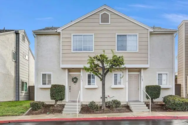 2102 Kings View Circle, Spring Valley, CA 91977 - #1