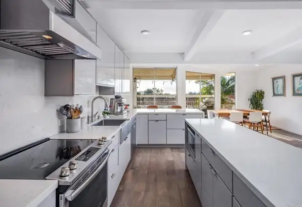 2331 Caringa Way  #38, Carlsbad, CA 92009