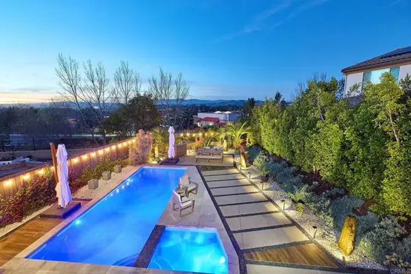 224 Flores Lane, Vista, CA 92083