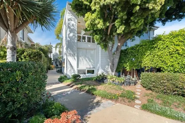 408 Bonair Street, La Jolla, CA 92037