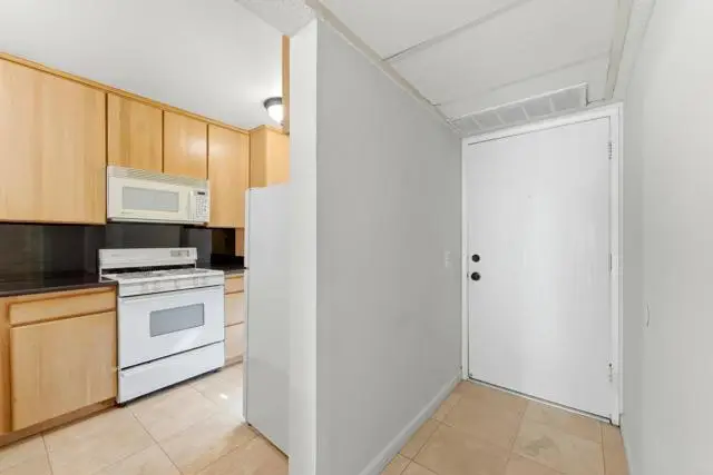 182 Tangelo  #418, Irvine, CA 92618 - #3