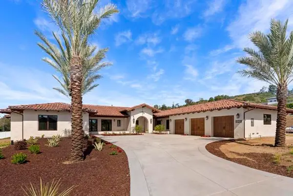 2525 Date Palm Court, Vista, CA 92084