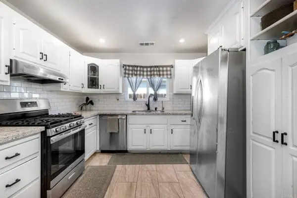 924 Daisy Street, Escondido, CA 92027