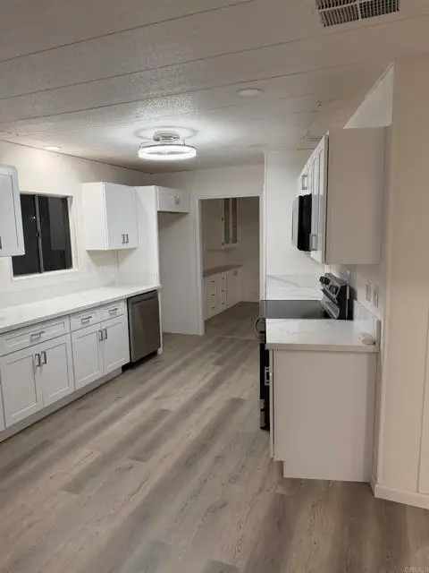 16079 Yarnell Street  #Space 5C, Sylmar, CA 91342 - #1